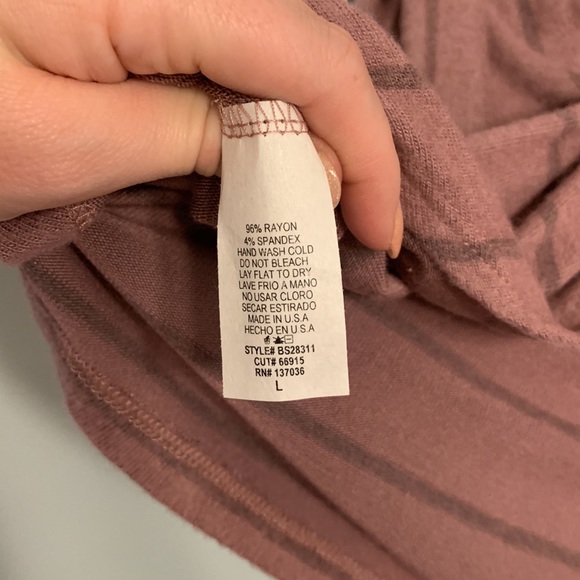 Lazy Sundays Open Fly Away Back Mauve And Purple Striped Shirt Size Large - Picture 6 of 7